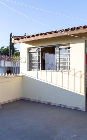 Casa para alugar com 371m², 4 quartos e 4 vagasÁrea de Serviço 2