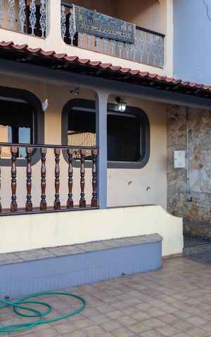 Casa para alugar com 371m², 4 quartos e 4 vagasQuintal