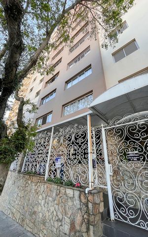 Apartamento para alugar com 109m², 2 quartos e 1 vagaFachada + plaquinha