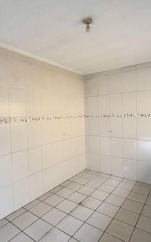 Casa para alugar com 71m², 2 quartos e 1 vaga Casa para alugar com 71m², 2 quartos e 1 vagaCozinha