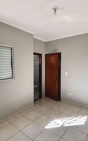 Casa para alugar com 71m², 2 quartos e 1 vaga Casa para alugar com 71m², 2 quartos e 1 vagaSuíte 1