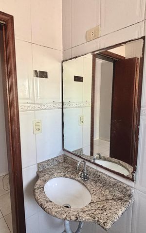 Casa para alugar com 71m², 2 quartos e 1 vaga Casa para alugar com 71m², 2 quartos e 1 vagaBanheiro da Suíte 2