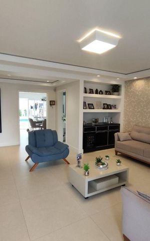 Casa à venda com 300m², 4 quartos e 6 vagas