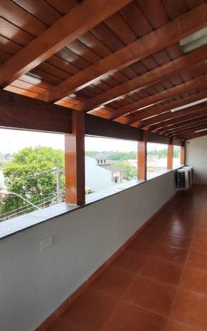 Casa à venda com 300m², 4 quartos e 6 vagas