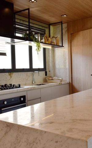 Apartamento à venda com 158m², 2 quartos e 2 vagasCozinha