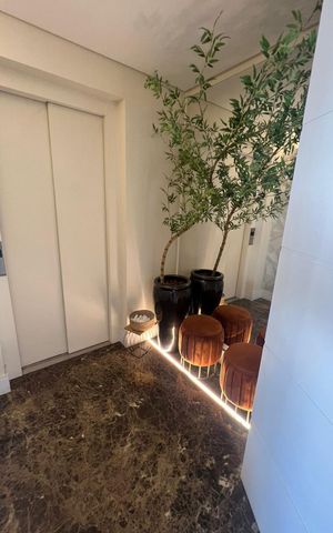 Apartamento à venda com 195m², 3 quartos e 3 vagas