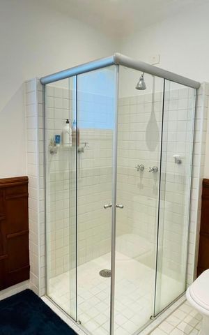 Casa de condomínio à venda com 560m², 5 quartos e 4 vagasBanheiro suíte 3