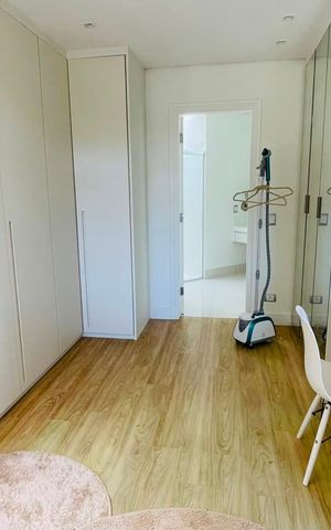 Casa de condomínio à venda com 560m², 5 quartos e 4 vagasSuíte 4