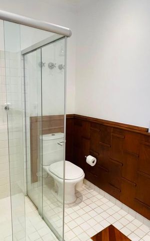 Casa de condomínio à venda com 560m², 5 quartos e 4 vagasBanheiro suíte 3
