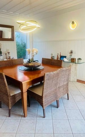 Casa de condomínio à venda com 560m², 5 quartos e 4 vagasSala de Jantar