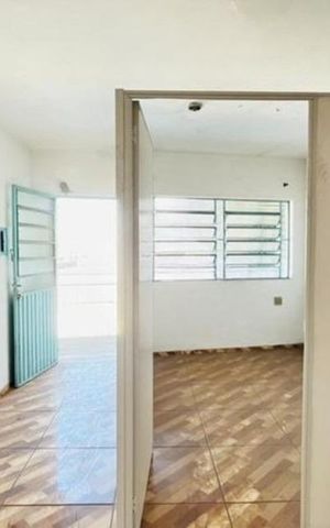 Studio para alugar com 25m², 1 quarto e sem vaga Studio para alugar com 25m², 1 quarto e sem vagaSala / Cozinha