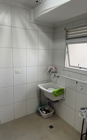 Apartamento à venda com 130m², 3 quartos e 3 vagas Apartamento à venda com 130m², 3 quartos e 3 vagasÁrea de Serviço
