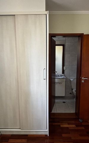 Apartamento à venda com 130m², 3 quartos e 3 vagas Apartamento à venda com 130m², 3 quartos e 3 vagasSuíte 2