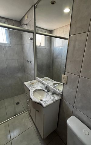 Apartamento à venda com 130m², 3 quartos e 3 vagas Apartamento à venda com 130m², 3 quartos e 3 vagasBanheiro da Suíte 2
