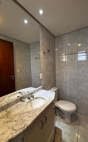 Apartamento à venda com 130m², 3 quartos e 3 vagas Apartamento à venda com 130m², 3 quartos e 3 vagasBanheiro da Suíte 3