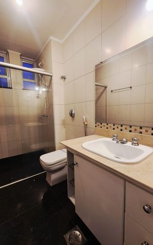 Apartamento para alugar com 340m², 6 quartos e 2 vagas Apartamento para alugar com 340m², 6 quartos e 2 vagasBanheiro da Suíte