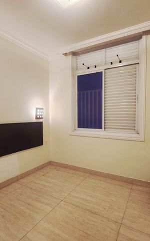 Apartamento para alugar com 340m², 6 quartos e 2 vagas Apartamento para alugar com 340m², 6 quartos e 2 vagasQuarto