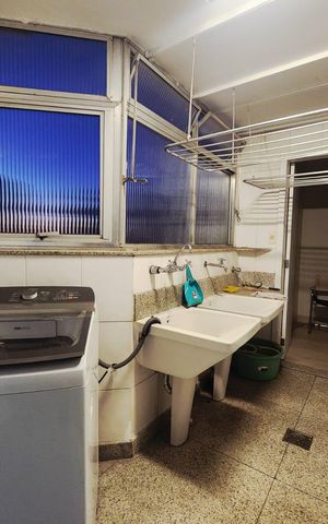 Apartamento para alugar com 340m², 6 quartos e 2 vagas Apartamento para alugar com 340m², 6 quartos e 2 vagasÁrea de serviço