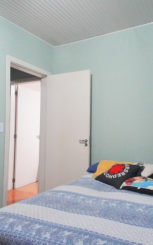 Casa à venda com 240m², 5 quartos e 2 vagasQuarto 3