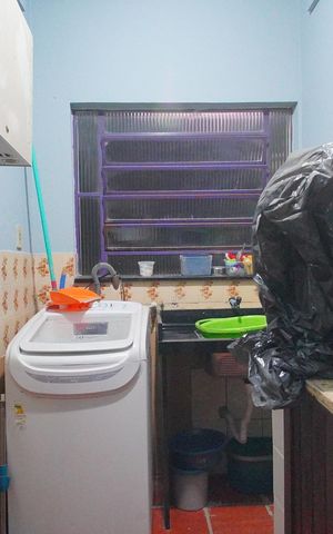 Casa à venda com 240m², 5 quartos e 2 vagasÁrea de Serviço