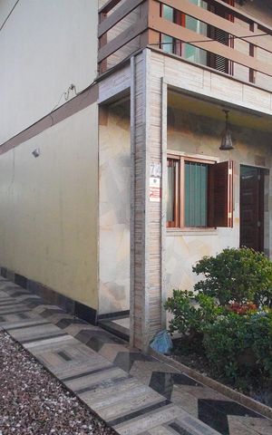 Casa à venda com 240m², 5 quartos e 2 vagasÁrea externa