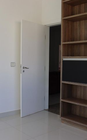Casa à venda com 480m², 4 quartos e 6 vagasEscritorio 1