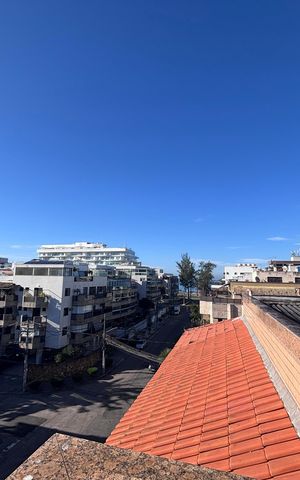Apartamento à venda com 261m², 4 quartos e 3 vagas Apartamento à venda com 261m², 4 quartos e 3 vagasVaranda da suíte