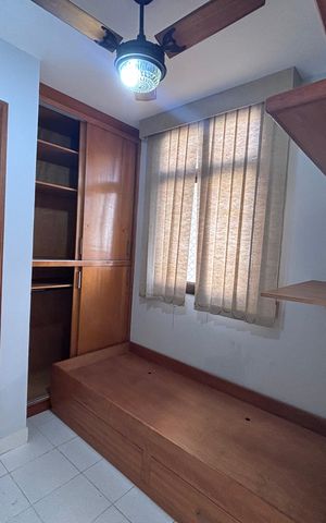 Apartamento à venda com 261m², 4 quartos e 3 vagas Apartamento à venda com 261m², 4 quartos e 3 vagasQuarto de Serviço