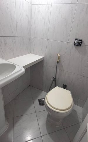 Apartamento à venda com 261m², 4 quartos e 3 vagas Apartamento à venda com 261m², 4 quartos e 3 vagasLavabo