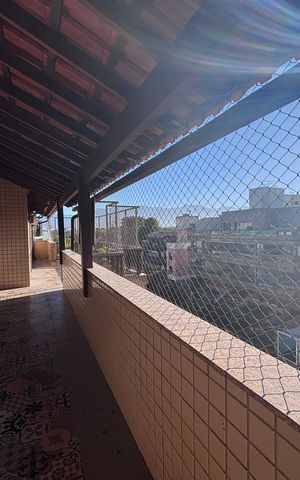 Apartamento à venda com 261m², 4 quartos e 3 vagas Apartamento à venda com 261m², 4 quartos e 3 vagasVaranda
