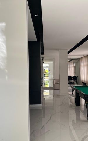 Apartamento à venda com 41m², 1 quarto e 1 vaga Apartamento à venda com 41m², 1 quarto e 1 vagaÁrea comum - Salão de festas