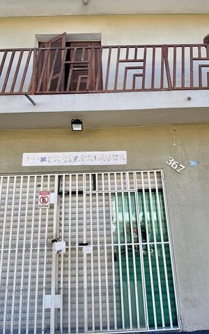 Apartamento para alugar com 70m², 2 quartos e sem vaga Apartamento para alugar com 70m², 2 quartos e sem vagaPlaca instalada na fachada do imóvel