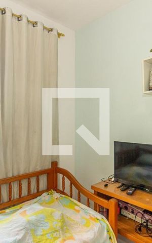 Casa à venda com 182m², 3 quartos e 3 vagas Casa à venda com 182m², 3 quartos e 3 vagasQuarto