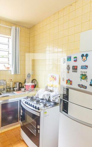 Casa à venda com 182m², 3 quartos e 3 vagas Casa à venda com 182m², 3 quartos e 3 vagasCozinha