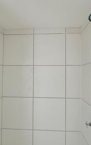 Apartamento à venda com 35m², 2 quartos e sem vaga Apartamento à venda com 35m², 2 quartos e sem vagaBanheiro