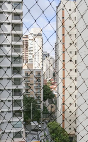 Apartamento para alugar com 178m², 3 quartos e 2 vagas Apartamento para alugar com 178m², 3 quartos e 2 vagasVista do Quarto 3