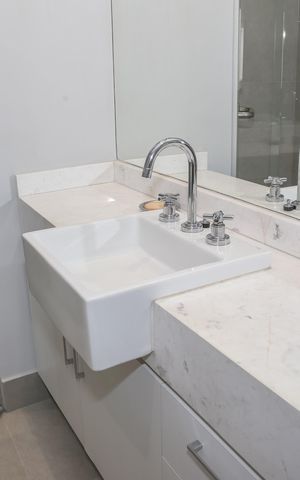 Apartamento para alugar com 178m², 3 quartos e 2 vagas Apartamento para alugar com 178m², 3 quartos e 2 vagasBanheiro Social