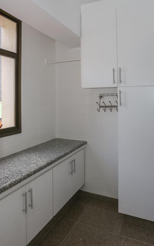 Apartamento para alugar com 178m², 3 quartos e 2 vagas Apartamento para alugar com 178m², 3 quartos e 2 vagasÁrea de Serviço