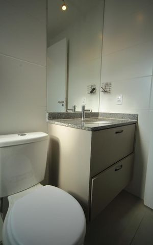 Apartamento para alugar com 57m², 2 quartos e 2 vagasBanheiro 