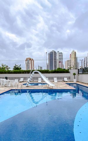Apartamento à venda com 98m², 2 quartos e 2 vagasÁrea comum - Piscina