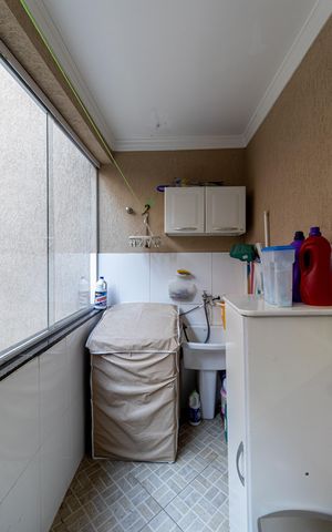 Casa à venda com 120m², 3 quartos e 2 vagas Casa à venda com 120m², 3 quartos e 2 vagasÁrea de Serviço