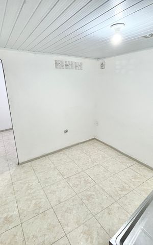 Casa para alugar com 150m², 1 quarto e 2 vagas Casa para alugar com 150m², 1 quarto e 2 vagasSala/Cozinha