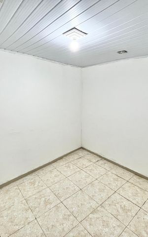 Casa para alugar com 150m², 1 quarto e 2 vagas Casa para alugar com 150m², 1 quarto e 2 vagasQuarto