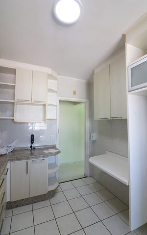 Apartamento para alugar com 76m², 2 quartos e 1 vagaCozinha 