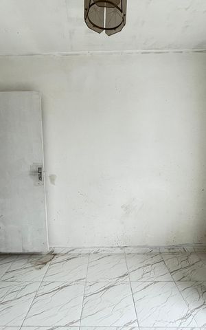Casa à venda com 84m², 2 quartos e 1 vagaSala