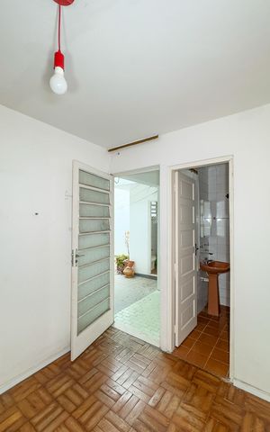 Casa à venda com 200m², 3 quartos e 3 vagasÁrea de Serviço