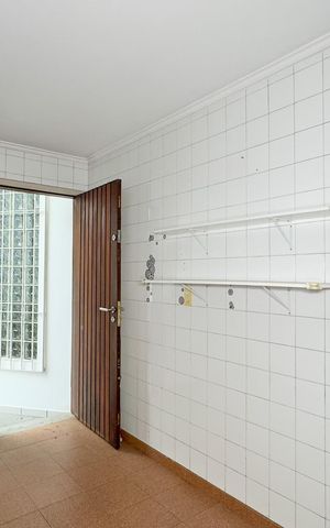 Casa à venda com 200m², 3 quartos e 3 vagasCozinha
