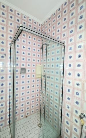 Casa à venda com 200m², 3 quartos e 3 vagasBanheiro