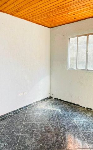 Casa para alugar com 100m², 2 quartos e 1 vaga Casa para alugar com 100m², 2 quartos e 1 vagaSala