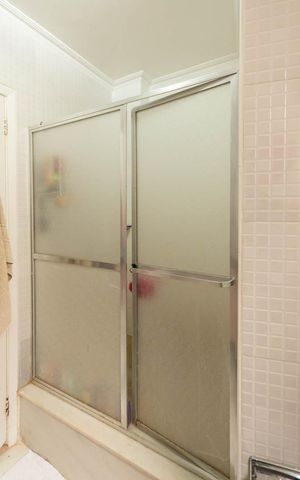 Apartamento à venda com 180m², 3 quartos e 1 vagaBanheiro